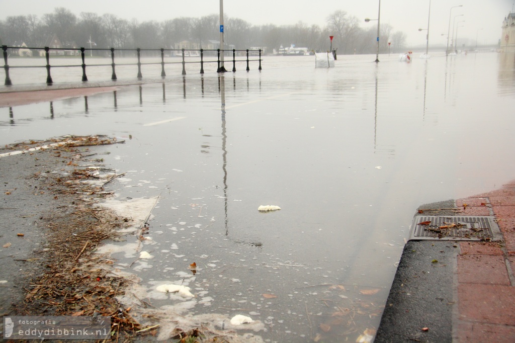 2011-01-14 Hoog water, Deventer (blog) 014